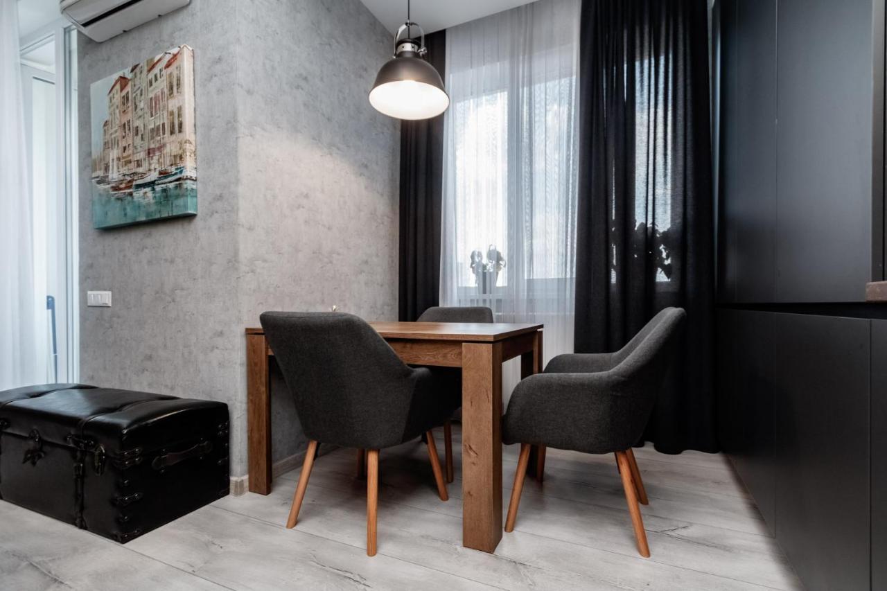 Diplomat The Best Ultra Central Apartaments Chişinǎu Buitenkant foto