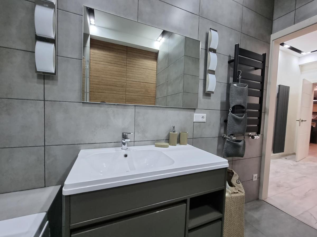 Diplomat The Best Ultra Central Apartaments Chişinǎu Buitenkant foto